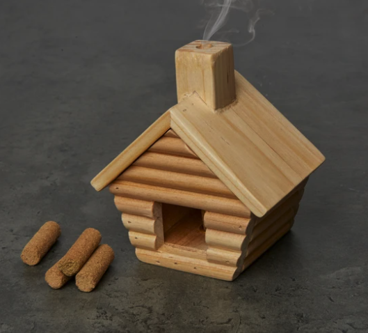Kikkerland-Little-Cabin-Incense-Burner
