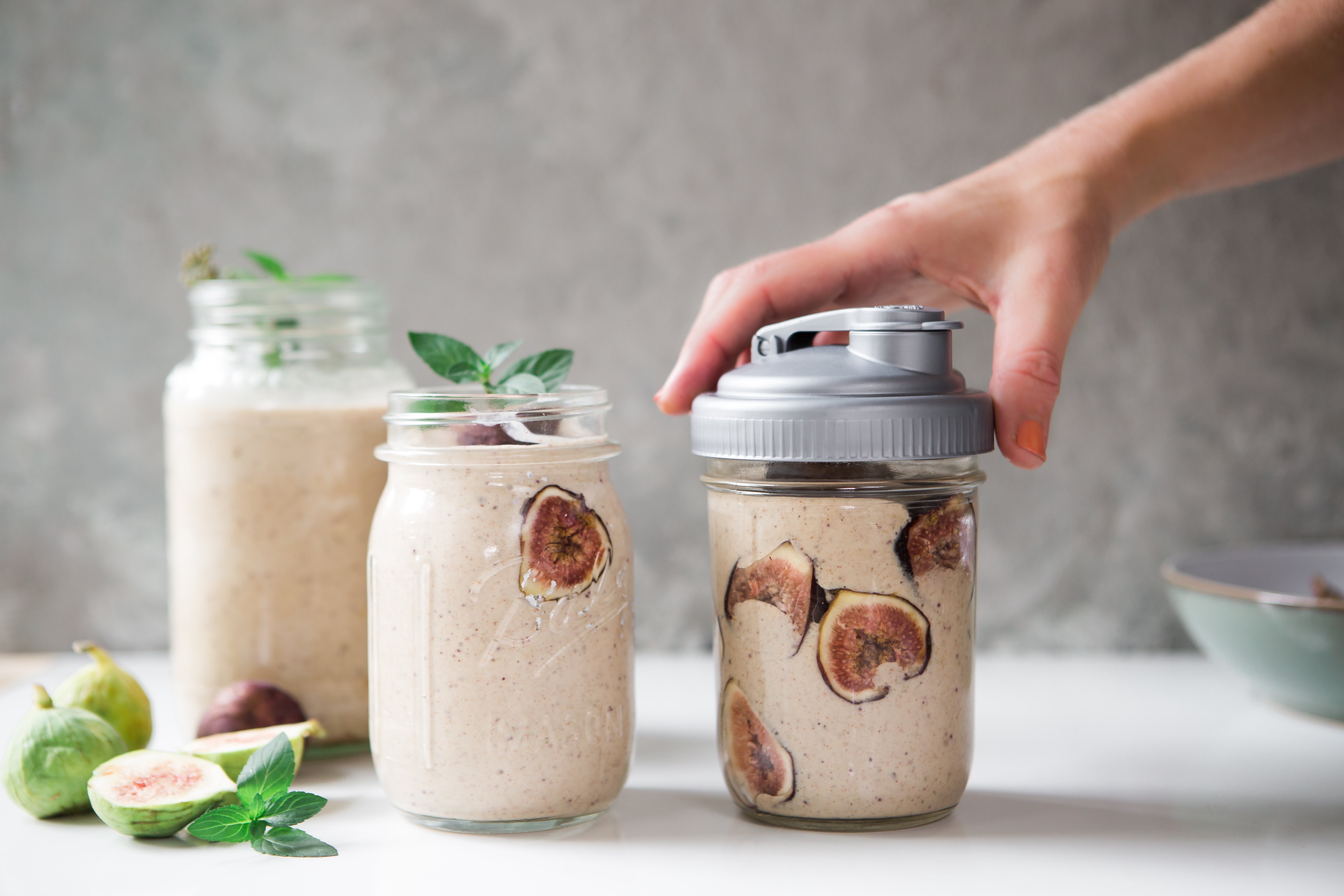 Creamy Fig and Cinnamon Smoothie