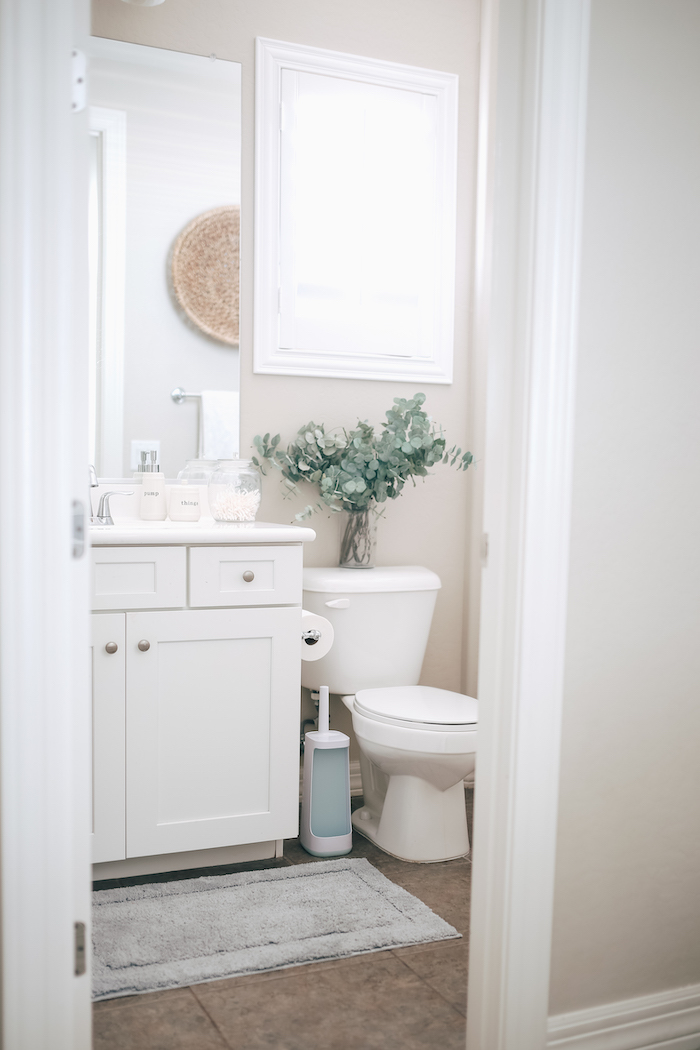 8 Things Every Bathroom Needs