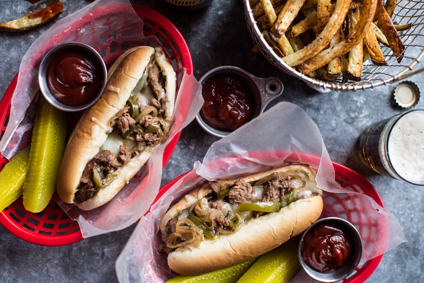 https://theinspiredhome.com/wp-content/uploads/2022/12/CrockpotPhillyCheesesteaksHorizontal.jpg