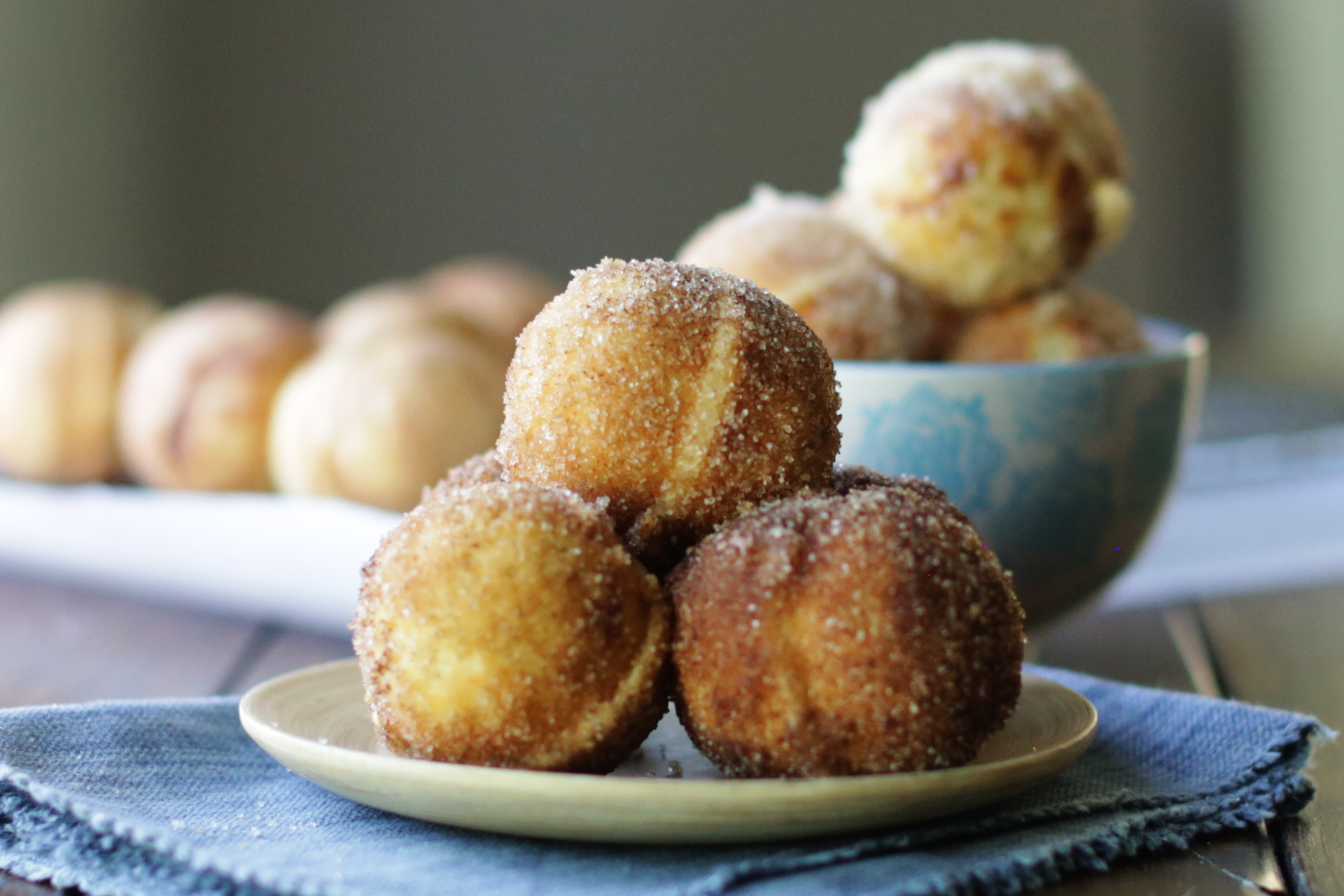 How to Make Doughnut Holes at Home