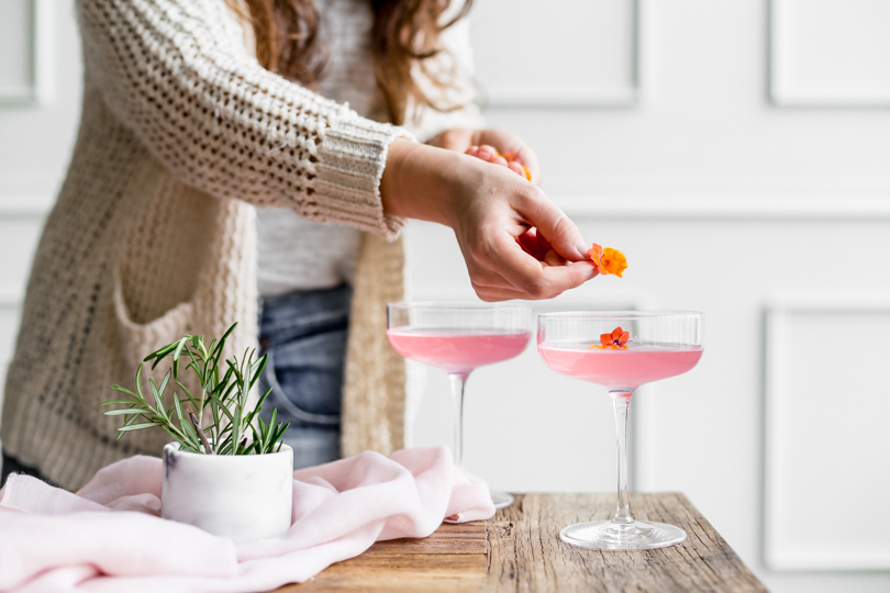 Mix Cocktails with Flowers This Spring: Hibiscus Daiquiris