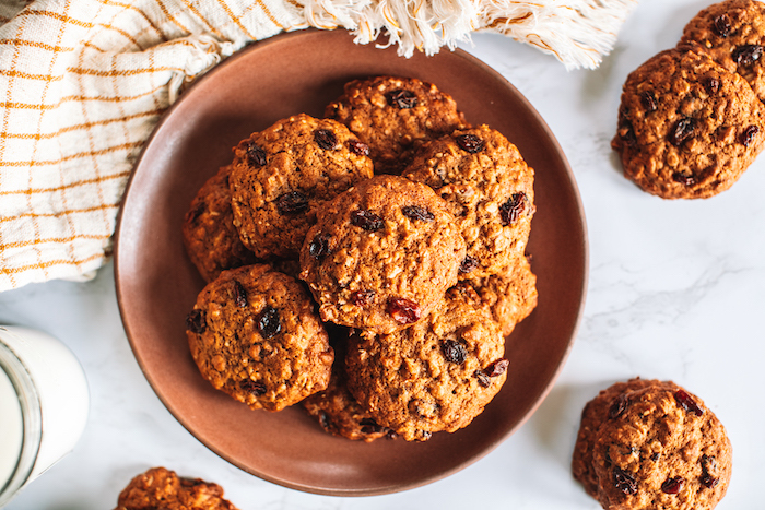 The Best, Chewiest Oatmeal Cookies