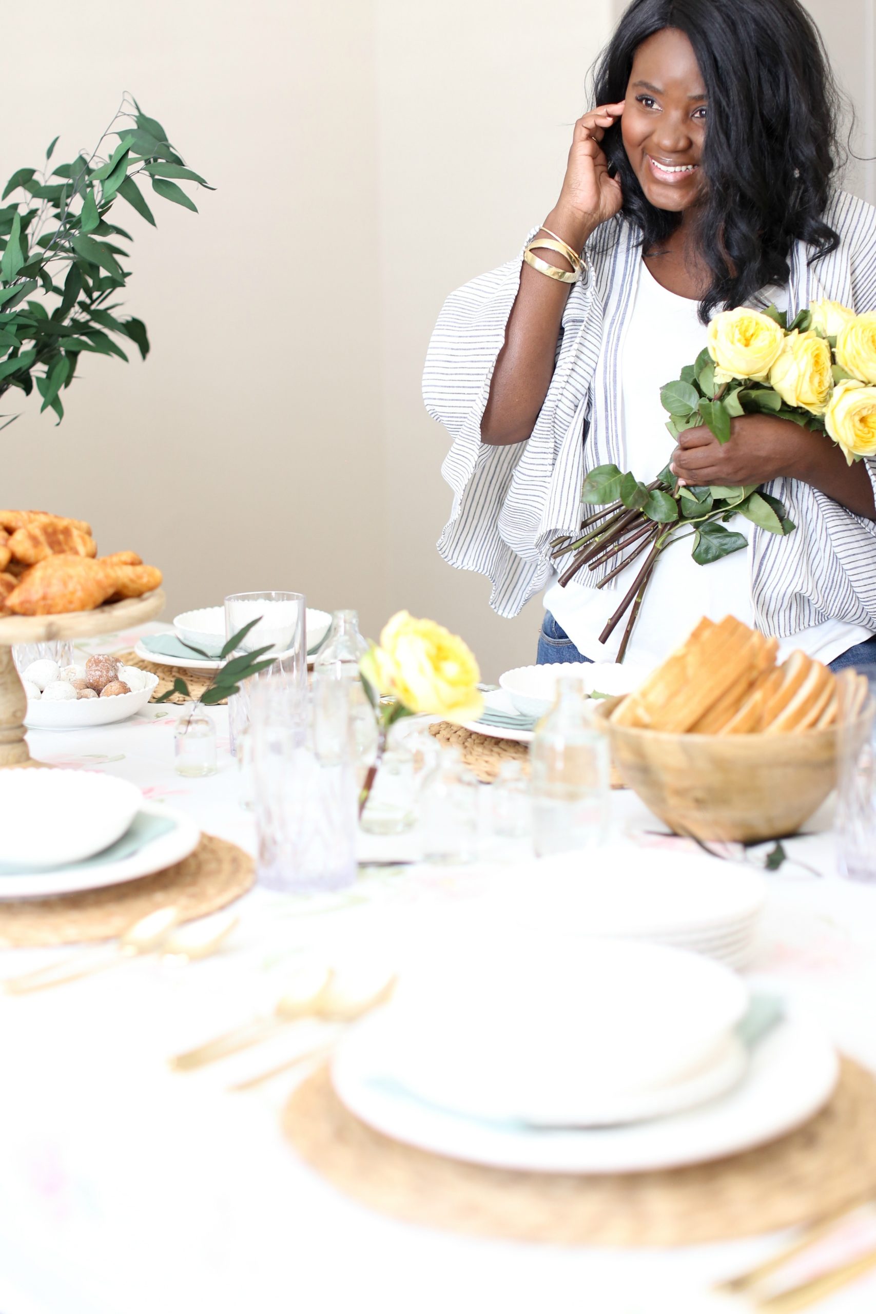 A Simple, Semi-Fancy Spring Table for a Casual Breakfast Get-Together