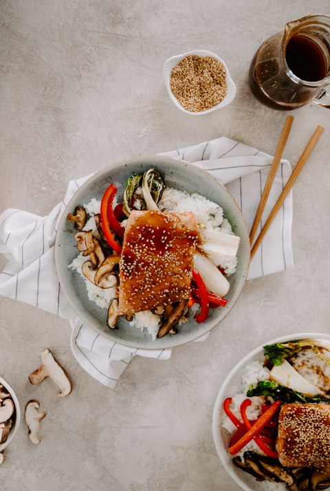 30-Minute Teriyaki Salmon Bowls