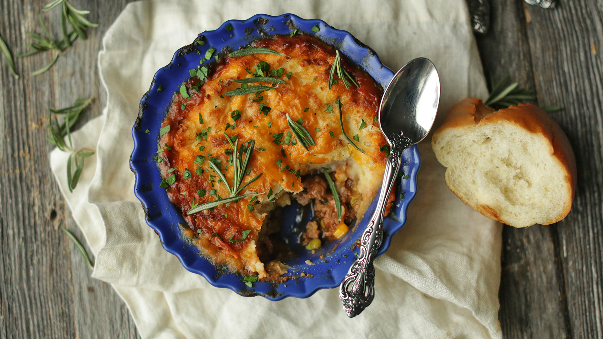 https://theinspiredhome.com/wp-content/uploads/2022/12/shepherds-pie-banner-1.jpg