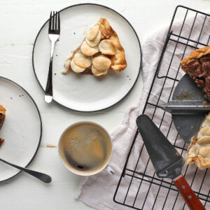 Split Decision Pie Pan Recipes: This Pan Lets You Make Two Pies at Once