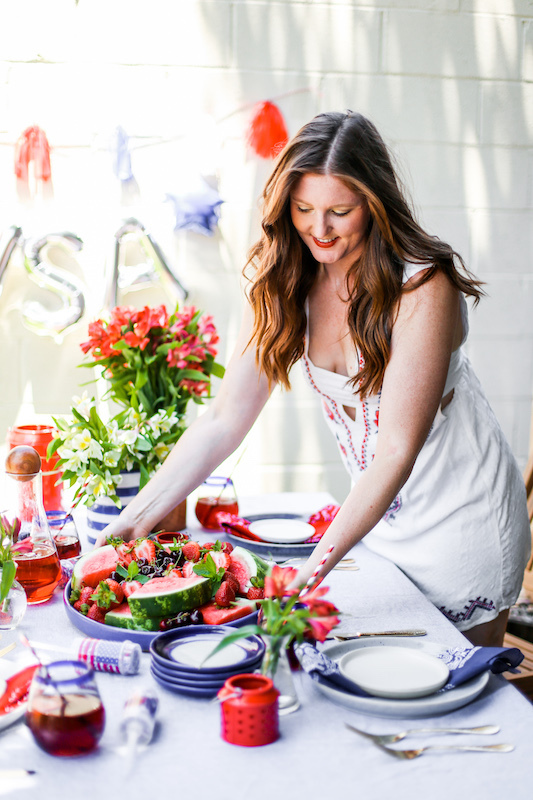 A Chic and Patriotic Fourth of July Table | The Inspired Home