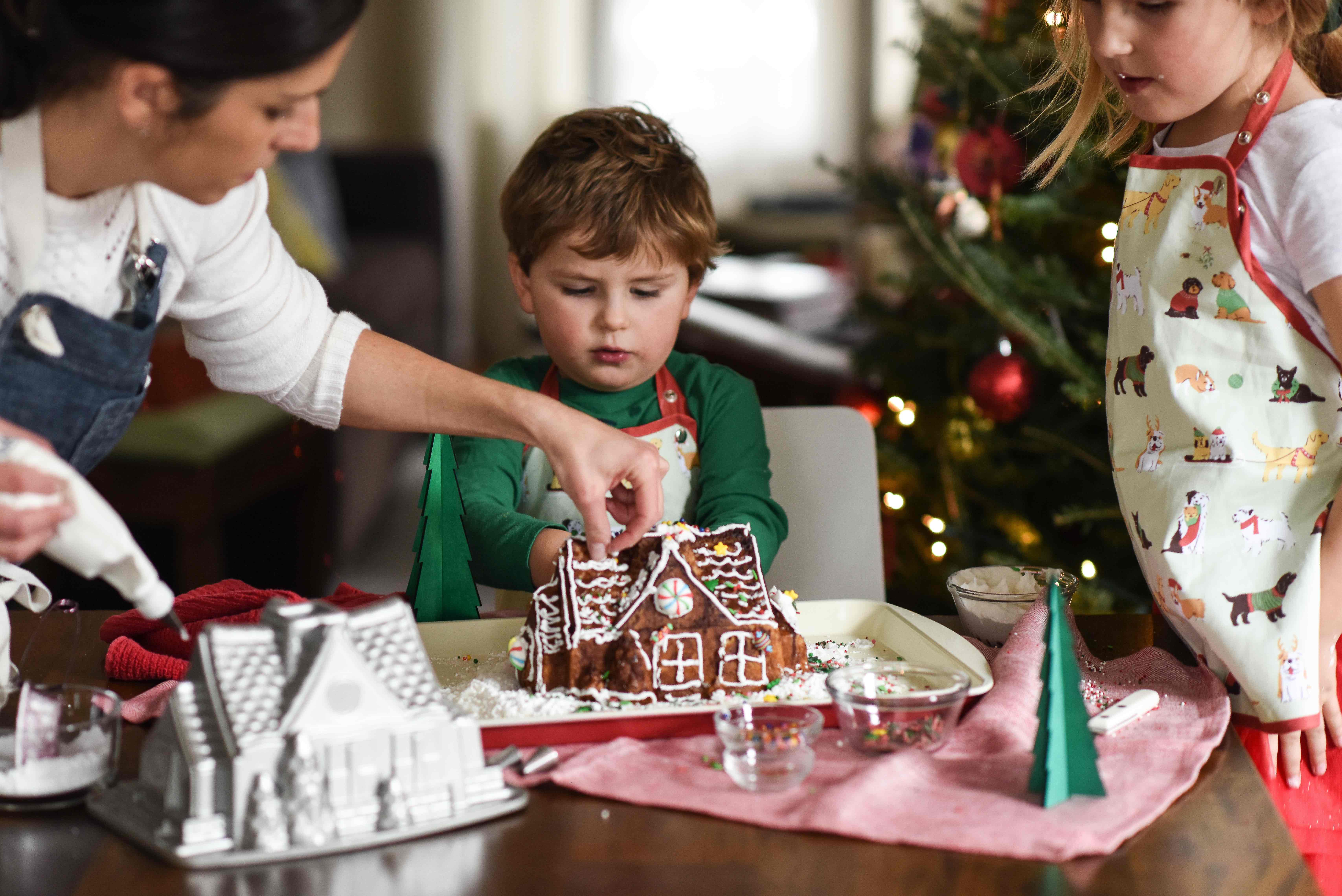 How to Make a Cozy Gingerbread House Bundt Cake - Eleanor Rose Home