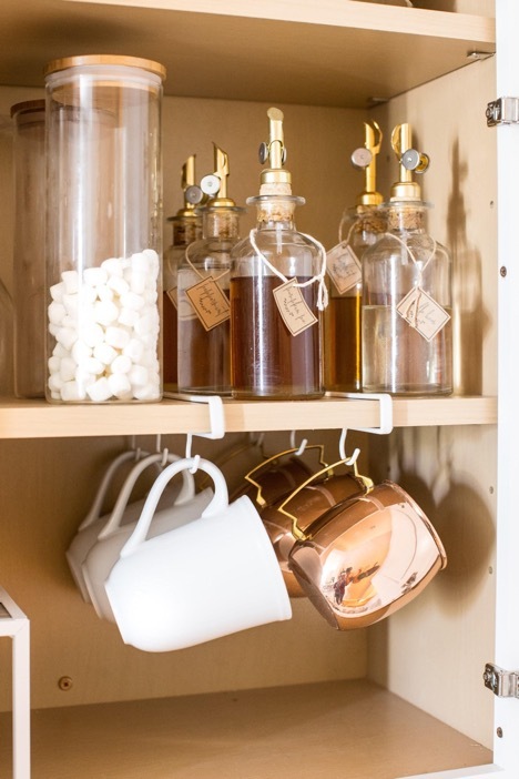 Gorgeous Ways to Organize Glassware, Cups and Water Bottles