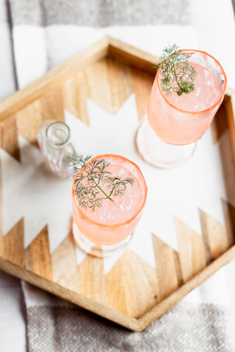 How to Make Easy, Portable Cocktails for the Pool