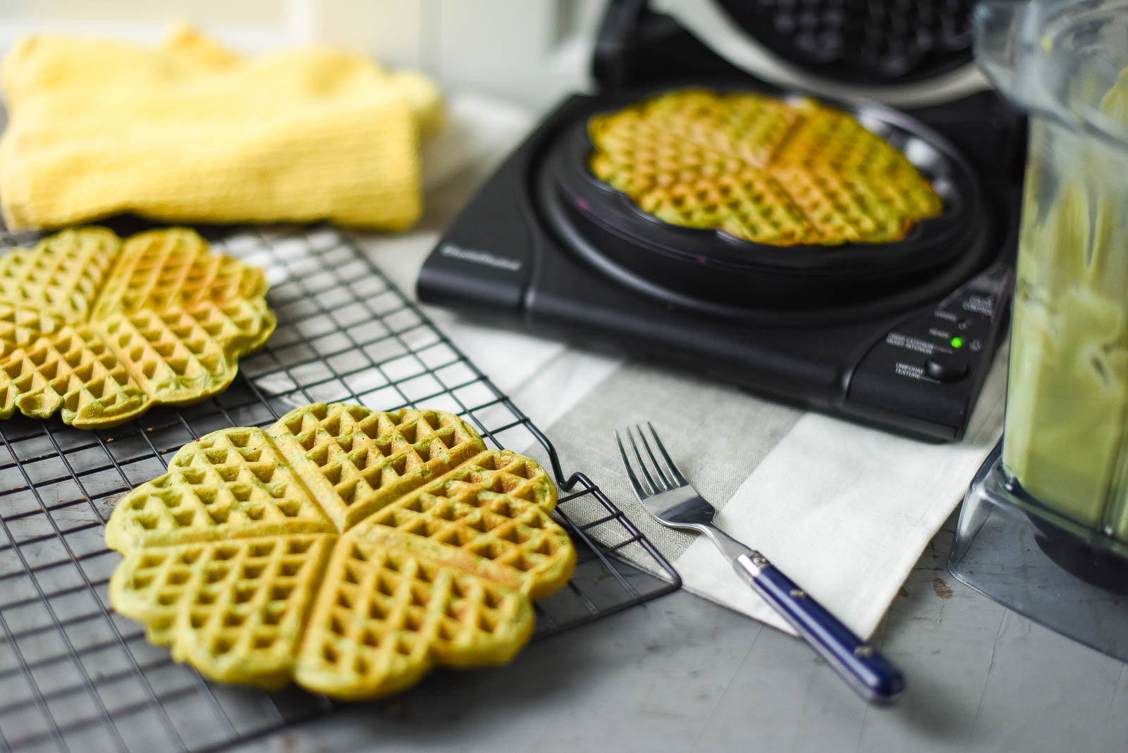 How do I clean a waffle maker? : r/CleaningTips