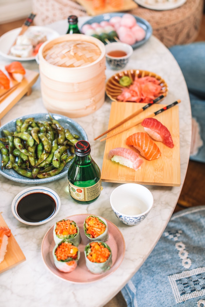 Serve sushi at home - CNET