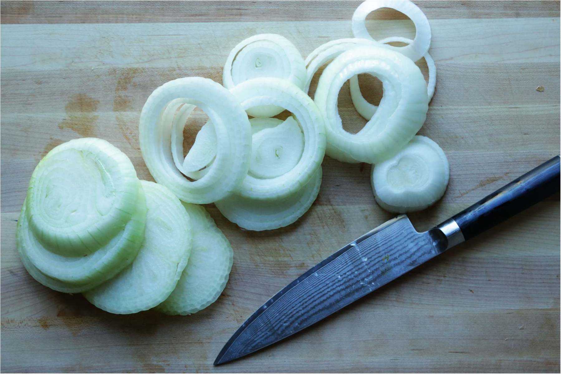 How to Cut an Onion - Chef Billy Parisi